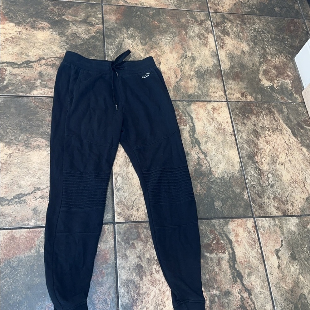 XS men’s hollister